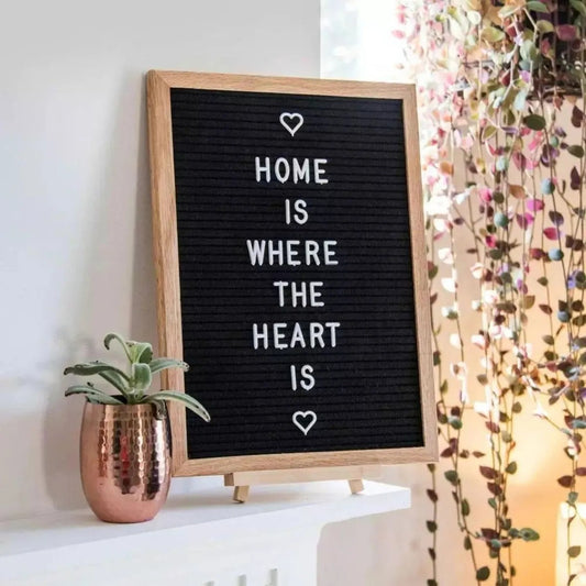 Pizarrón de Letras Intercambiables – Madera Negra con Trípode y Accesorios
